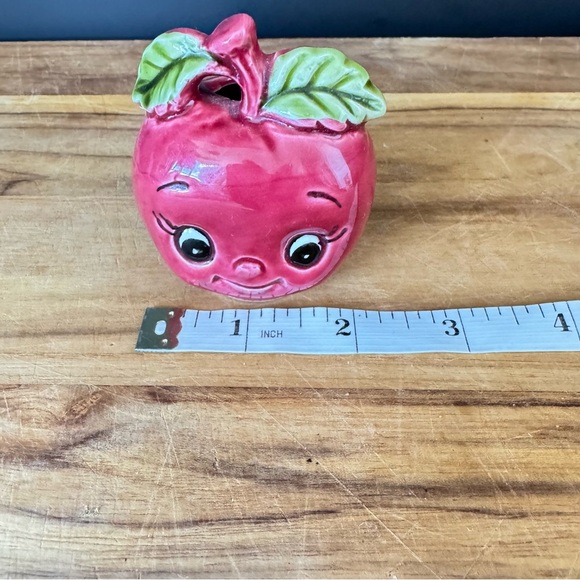 Vintage Enesco Anthropomorphic Red Apple Toothpick Holder Smiling Face 1950s - Picture 2 of 3